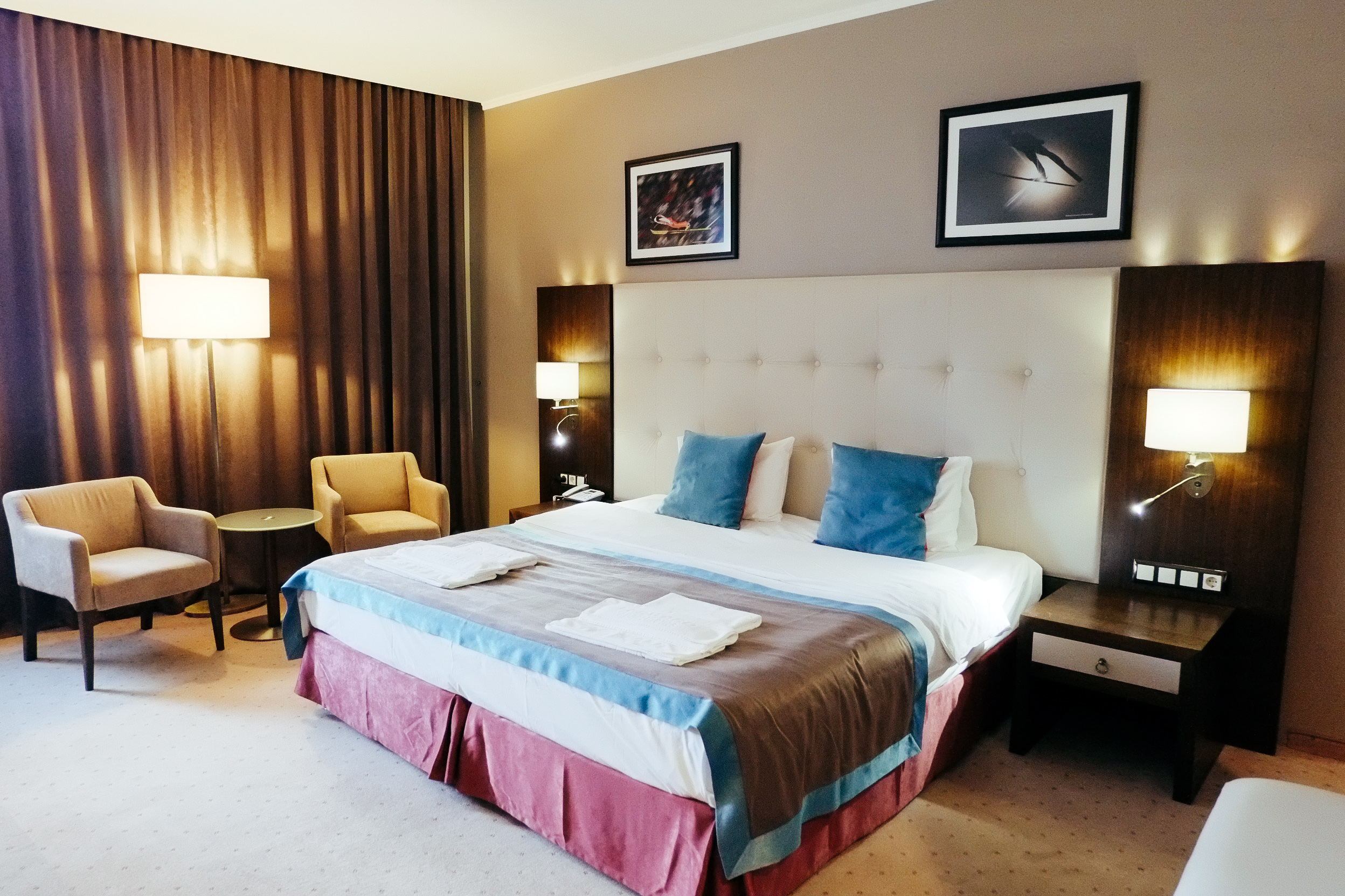 Forward Hotel
