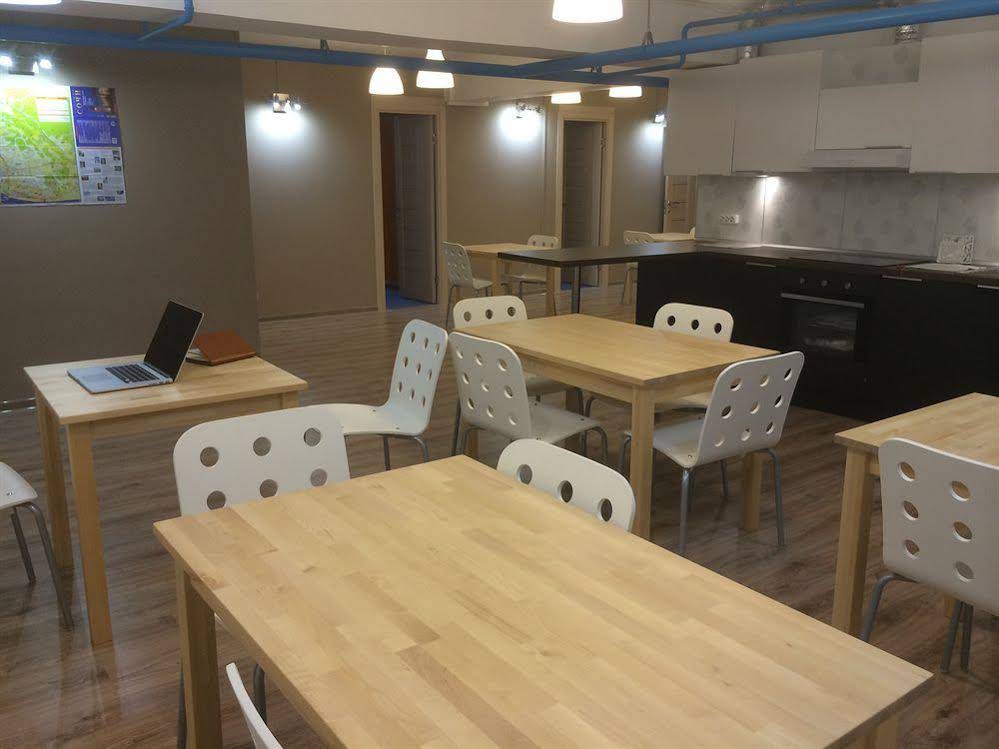 Garage Hostel