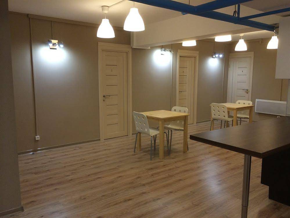 Garage Hostel