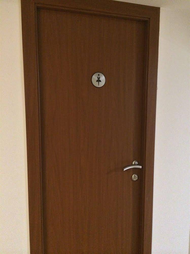 Garage Hostel