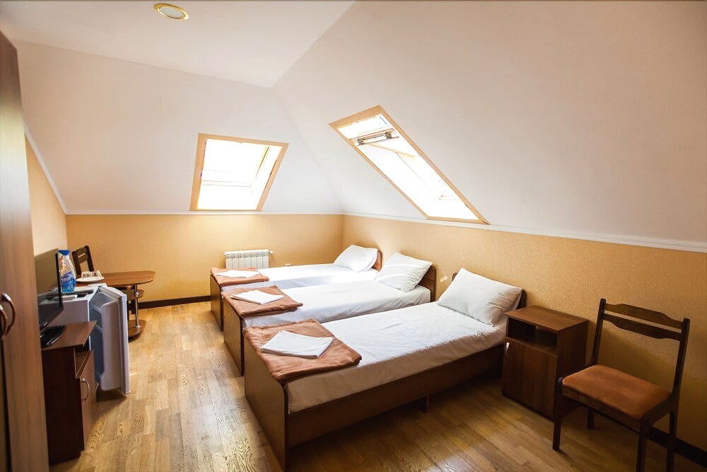 Golden House Hotel