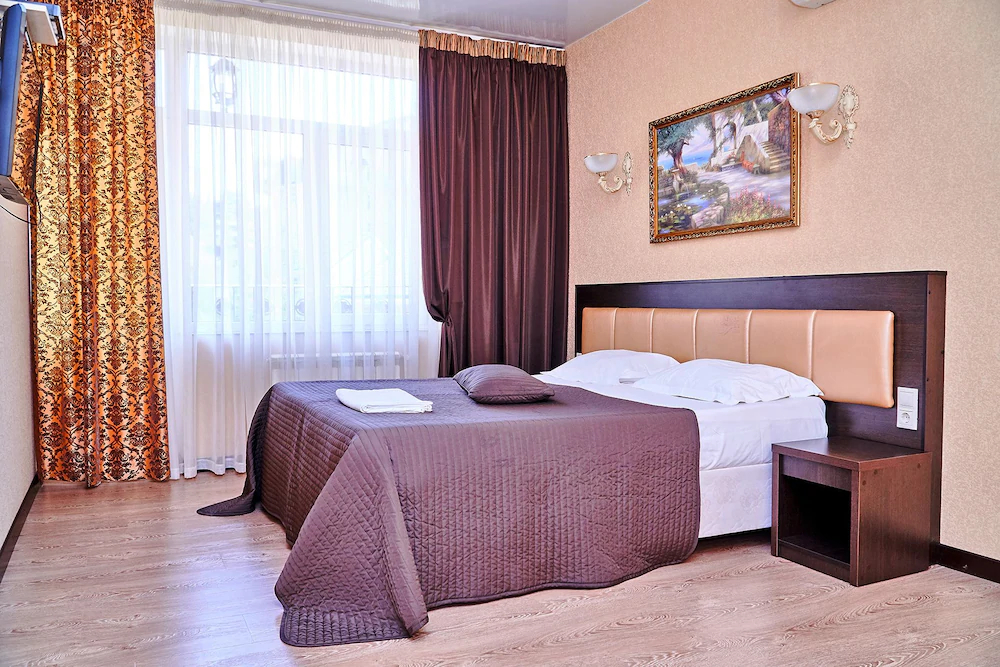 Golden House Hotel