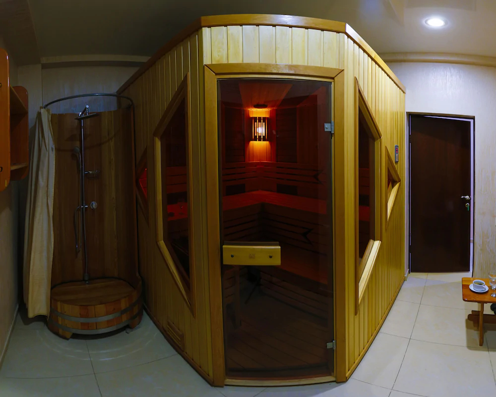 Golden House Hotel