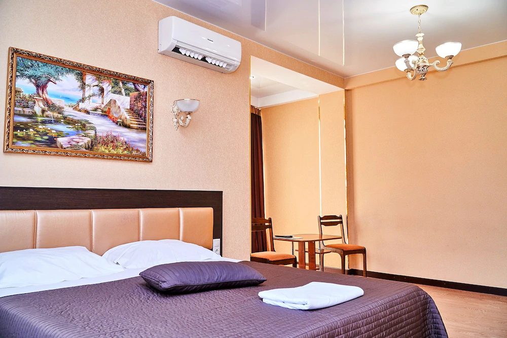 Golden House Hotel