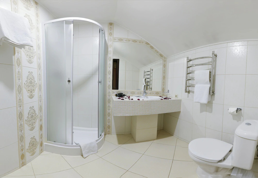 Golden House Hotel