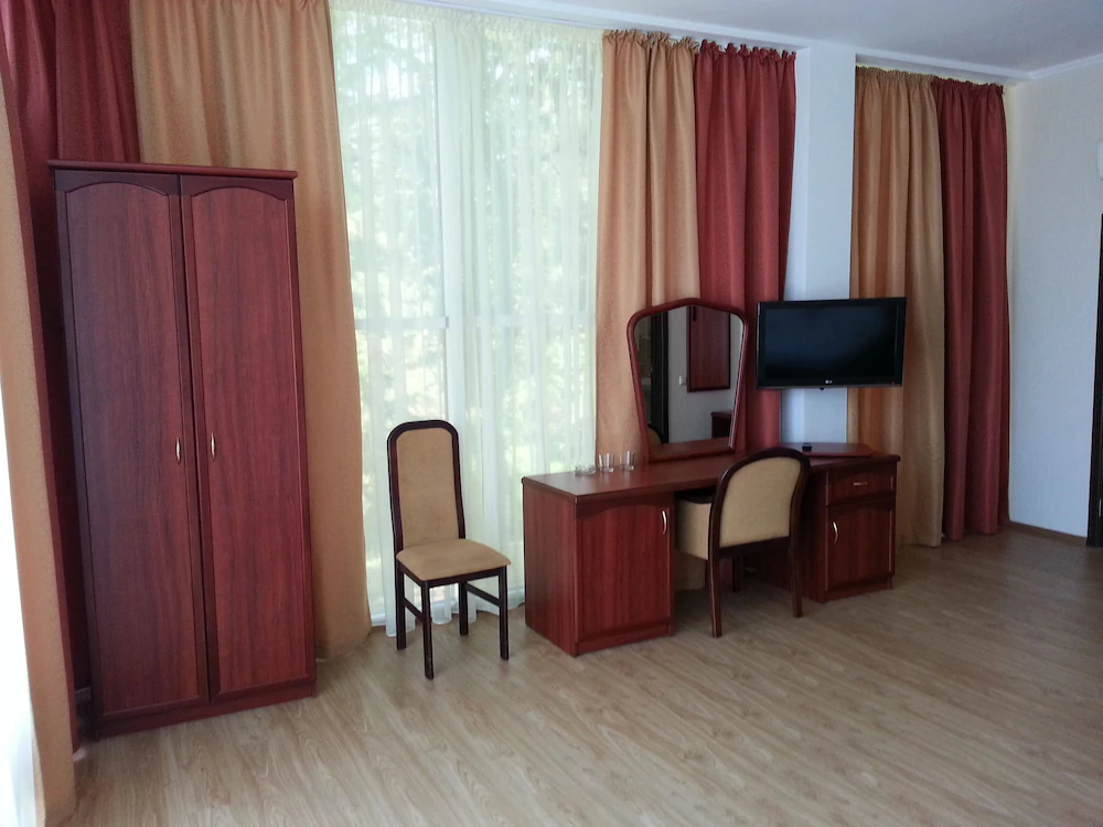 Green Club Hotel
