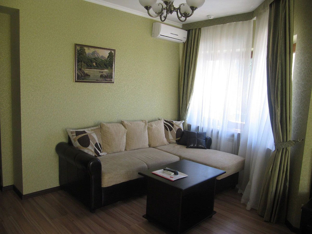 Guest House AKS