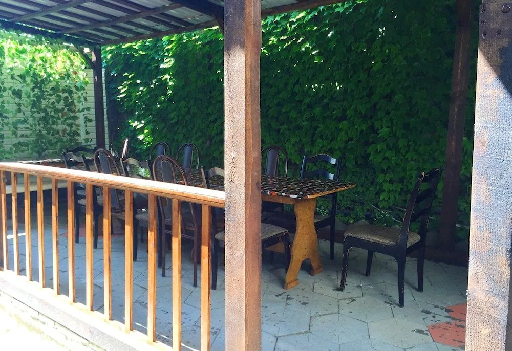 Guest House Arev