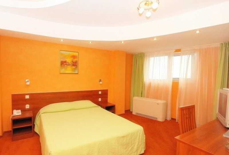 Hotel Adelphia