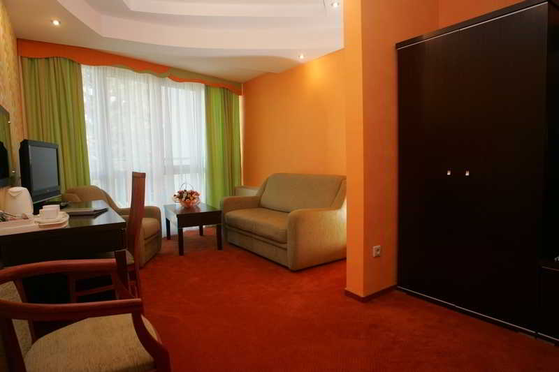 Hotel Adelphia