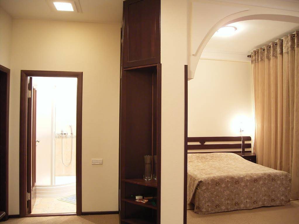 Hotel Flora