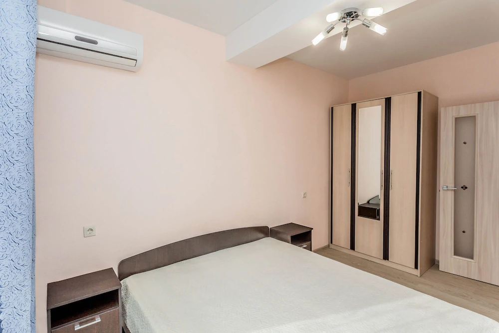Mnogo Morya Apartaments