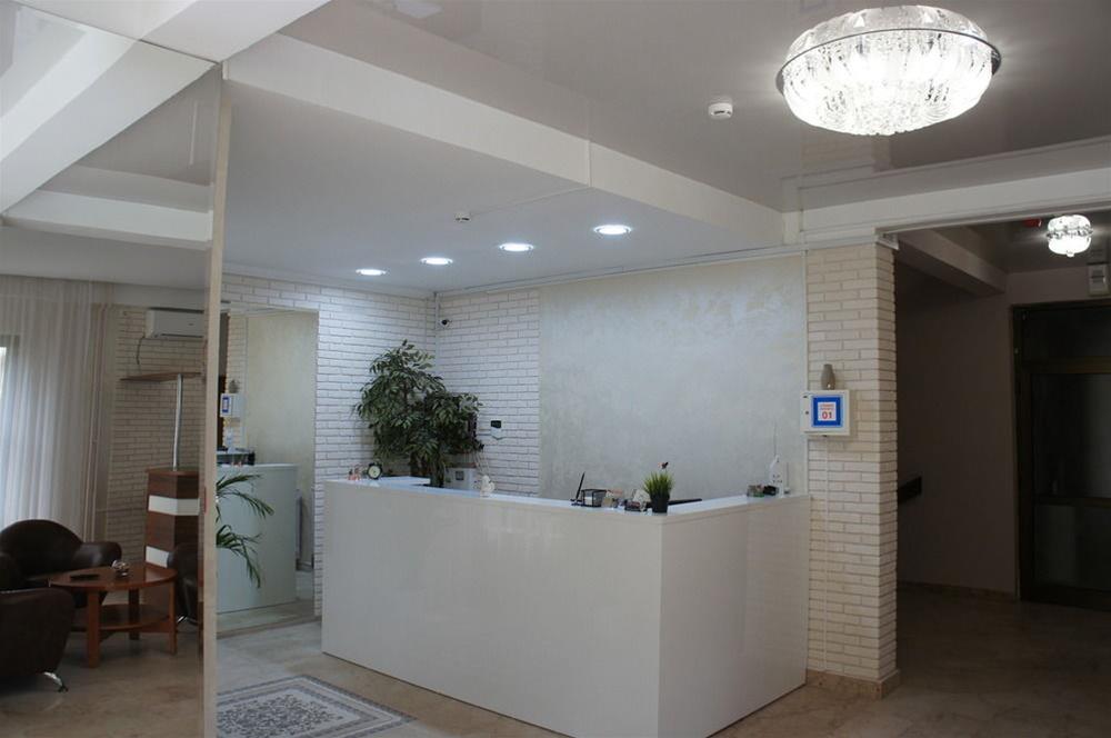 Raduzhny Hotel
