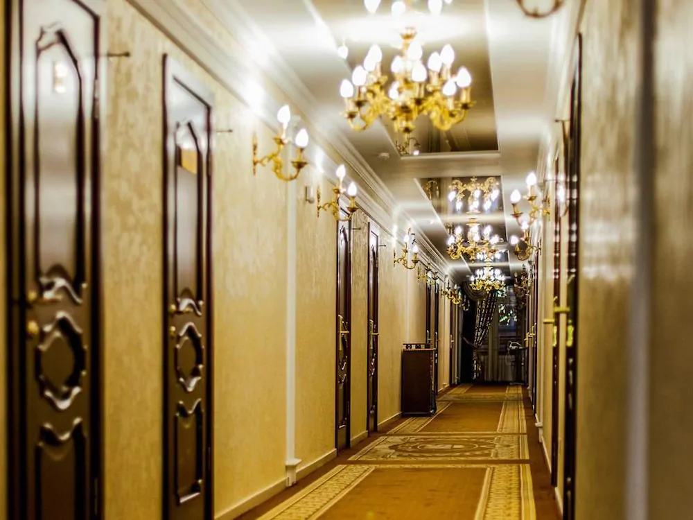 SM Royal Hotel