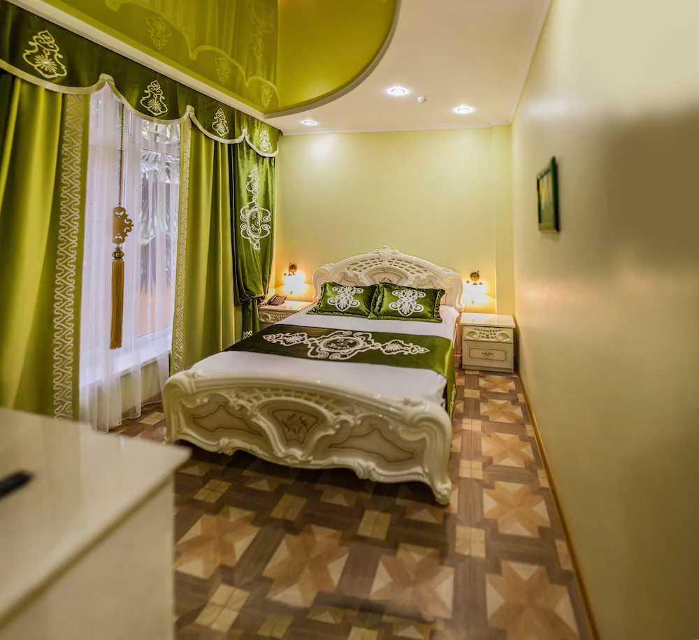 SM Royal Hotel