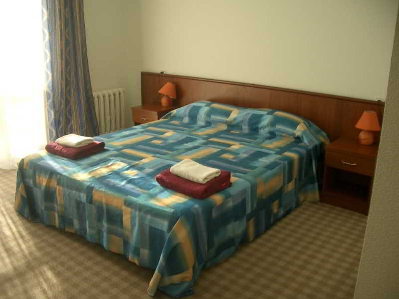 Yuliya Hotel