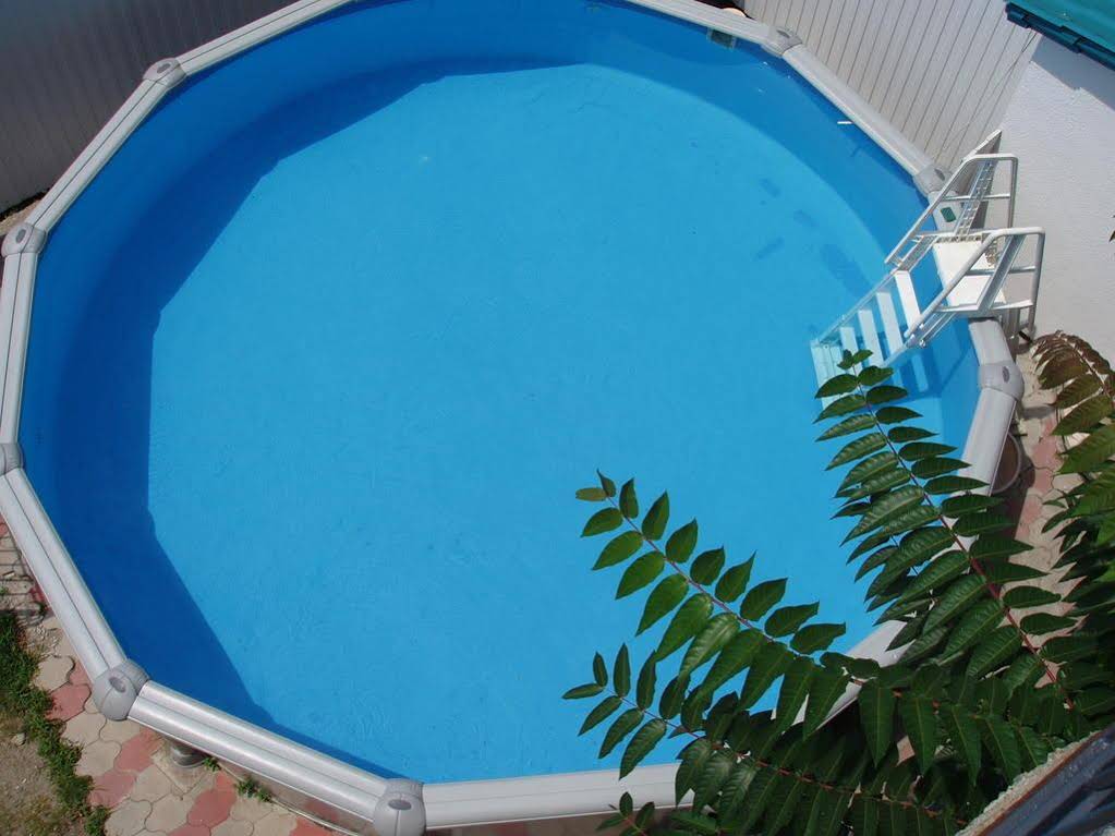 Chaika Guest House