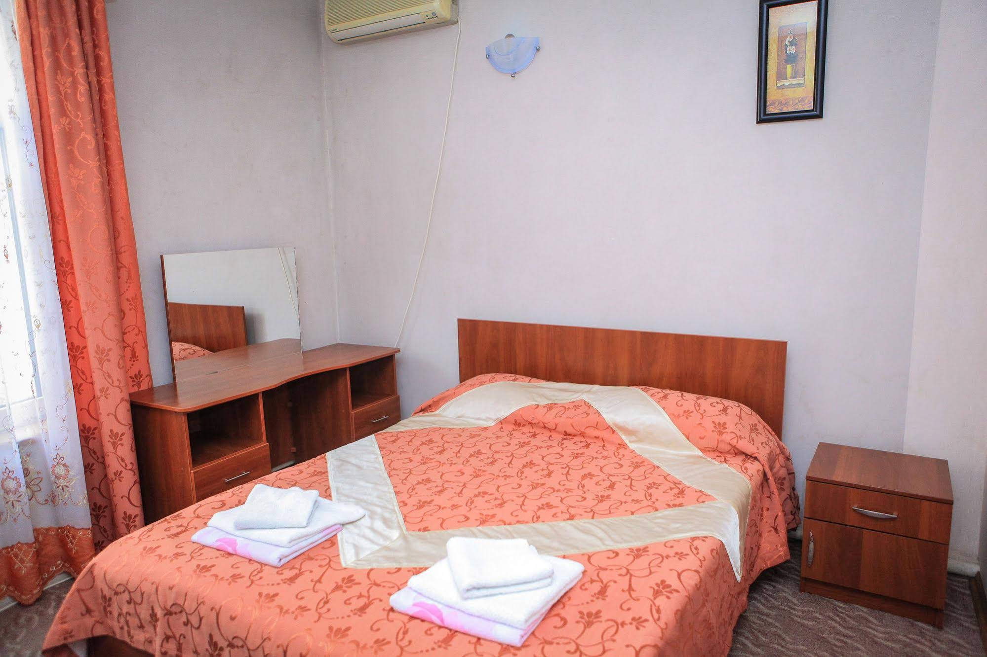 Magnolia Hotel