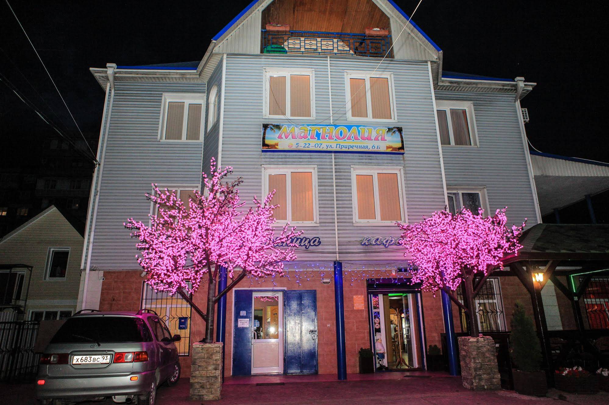 Magnolia Hotel