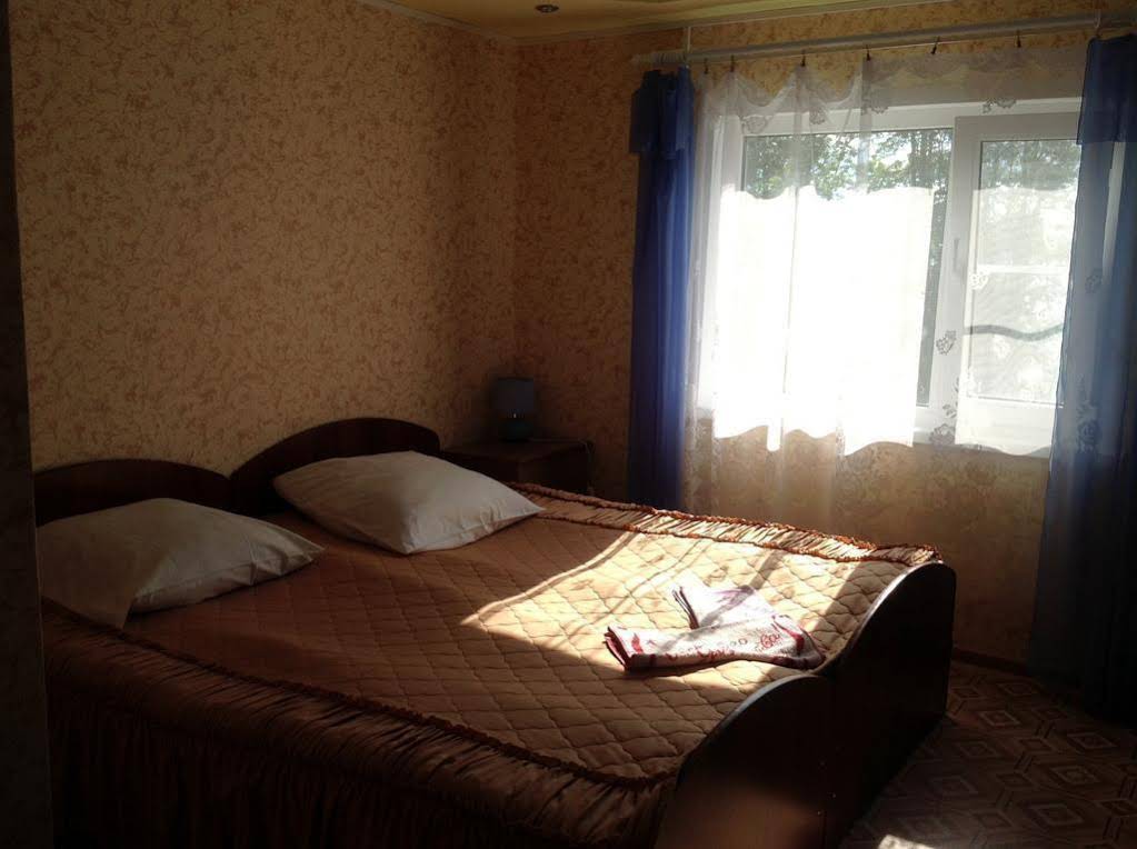 U Ozera Guest House