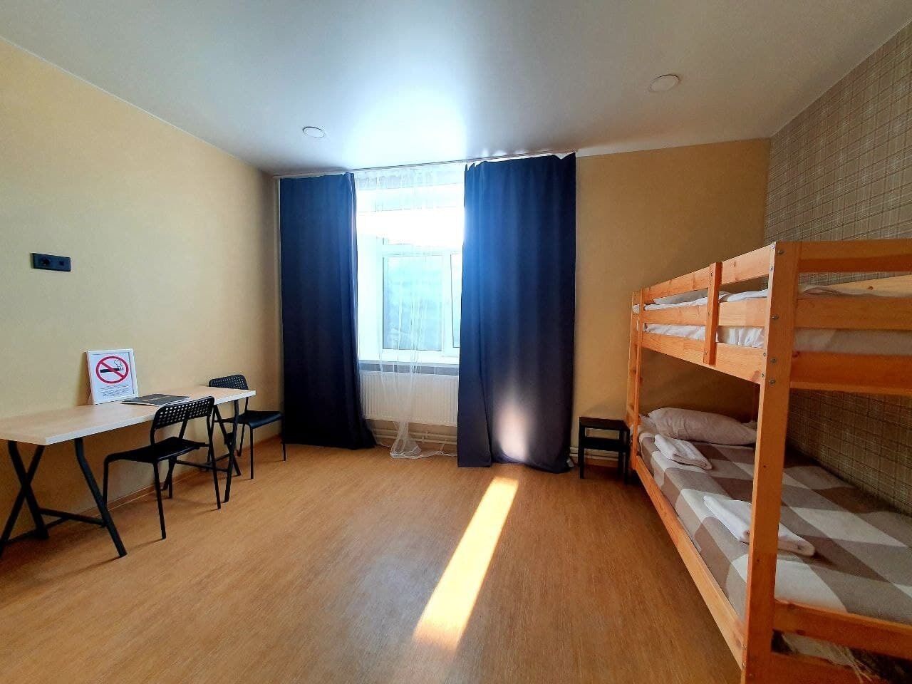 Vershina Hostel