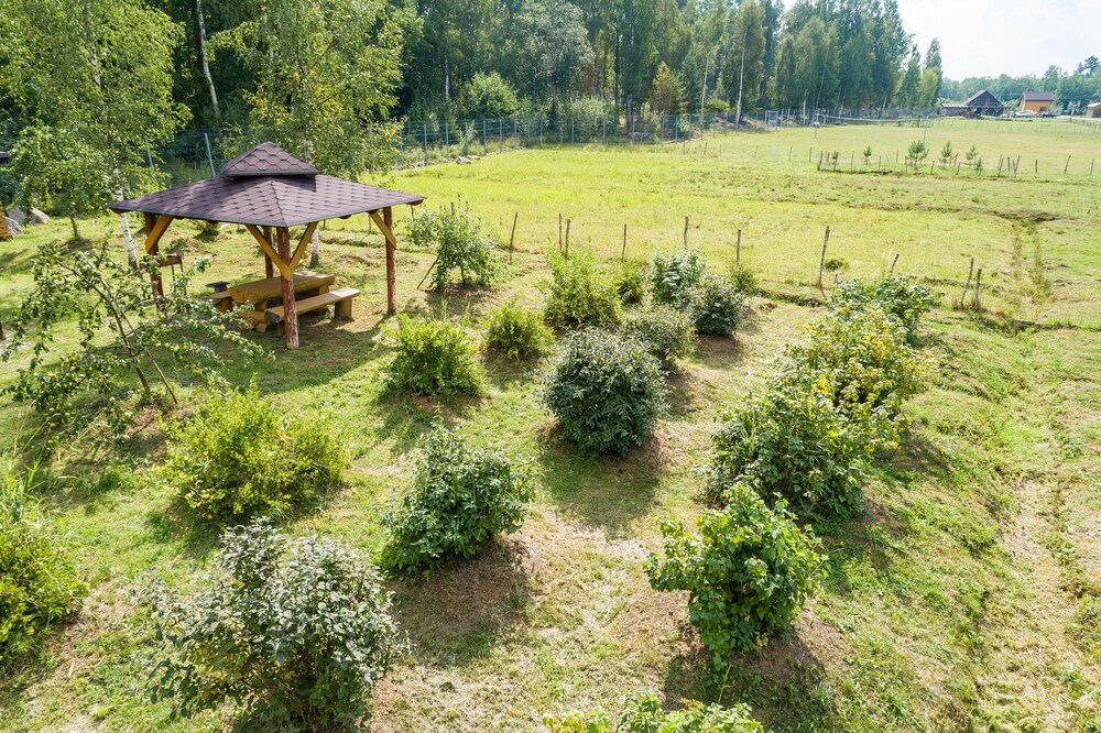 Cottage Complex Ozerny Bereg