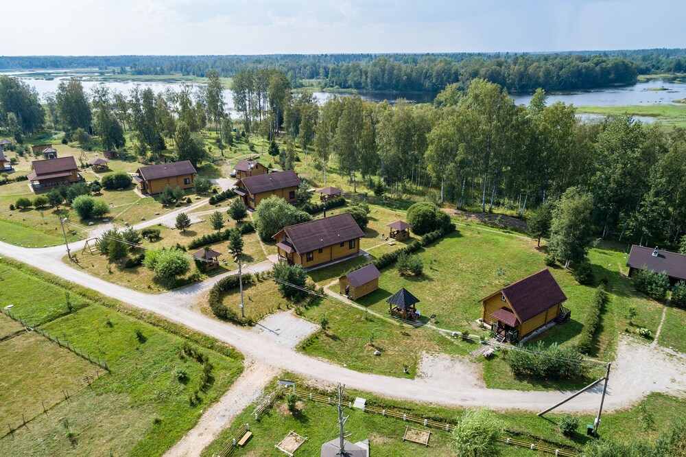 Cottage Complex Ozerny Bereg