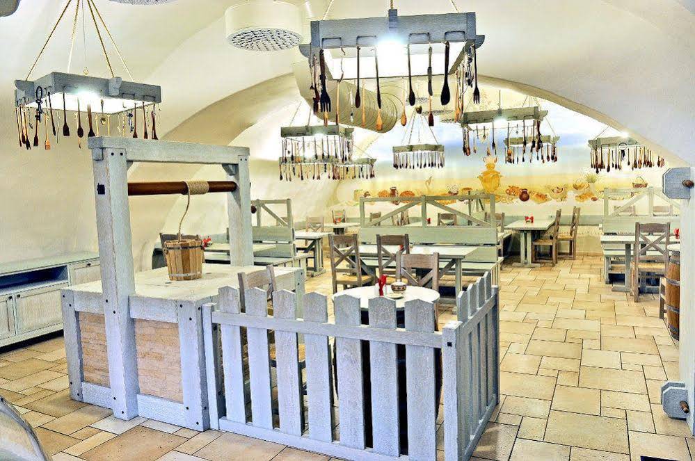 Dvor Podznoeva - Business Hotel