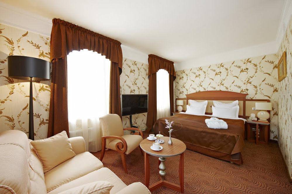 Dvor Podznoeva - Business Hotel