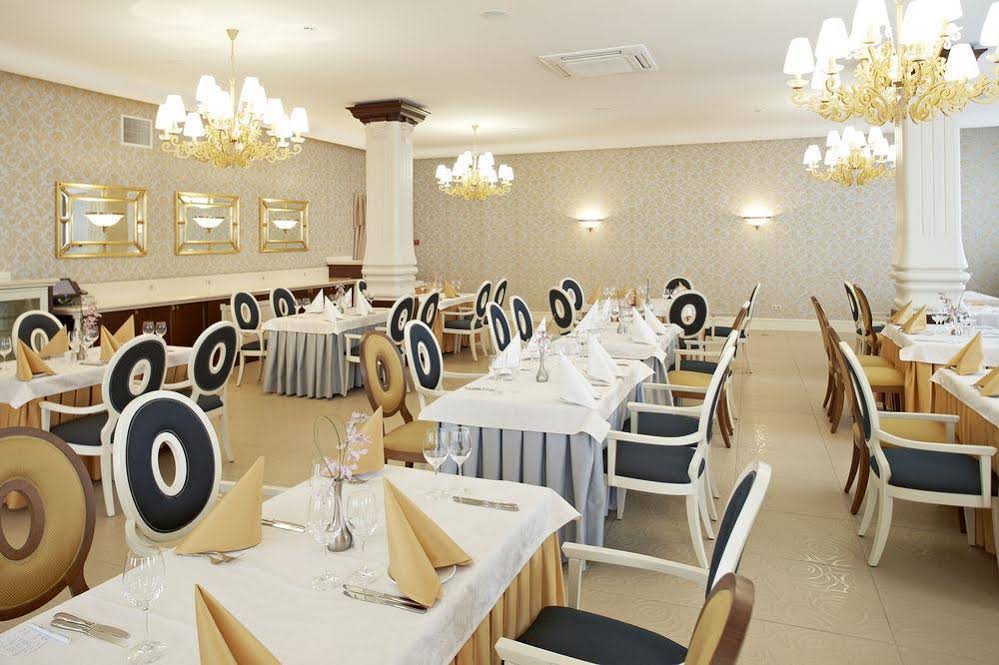Dvor Podznoeva - Business Hotel