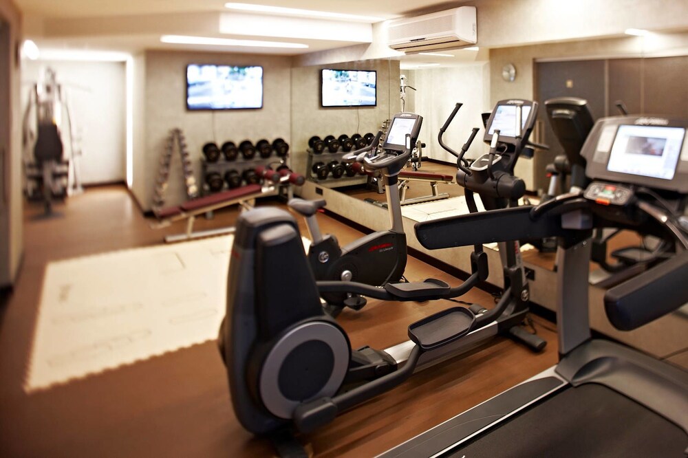 Hotel and Restaurant Dvor Podznoeva