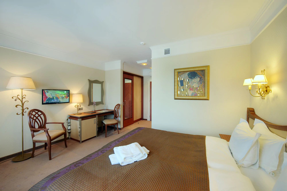 Hotel and Restaurant Dvor Podznoeva