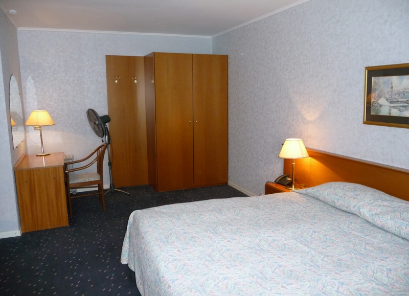 Aliot Hotel