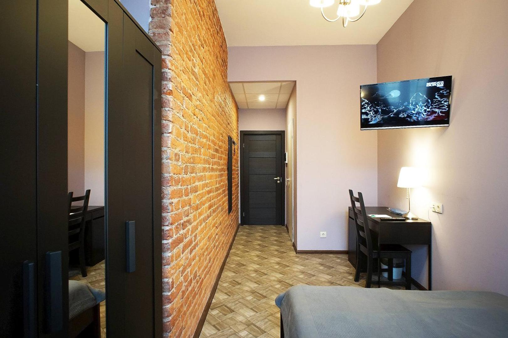 Select Hotel