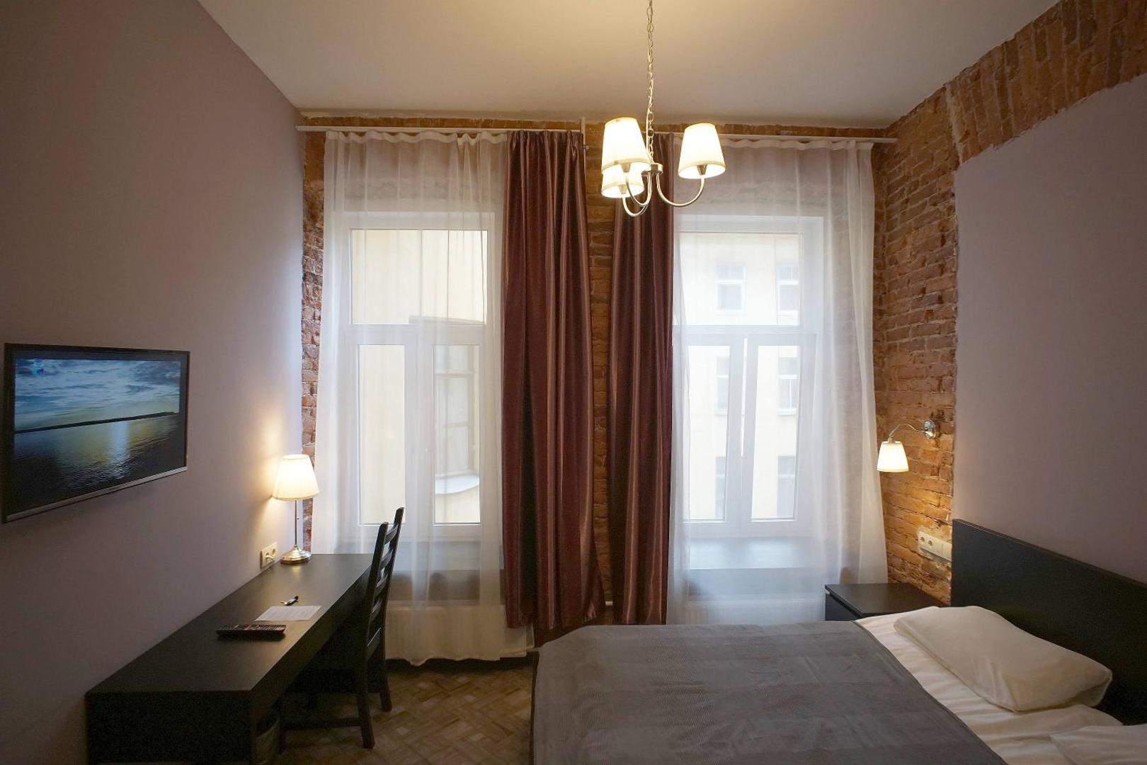 Select Hotel