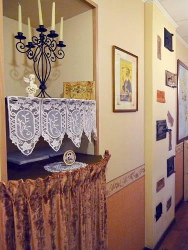 33 Amenities