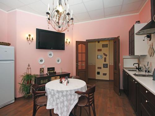 33 Amenities