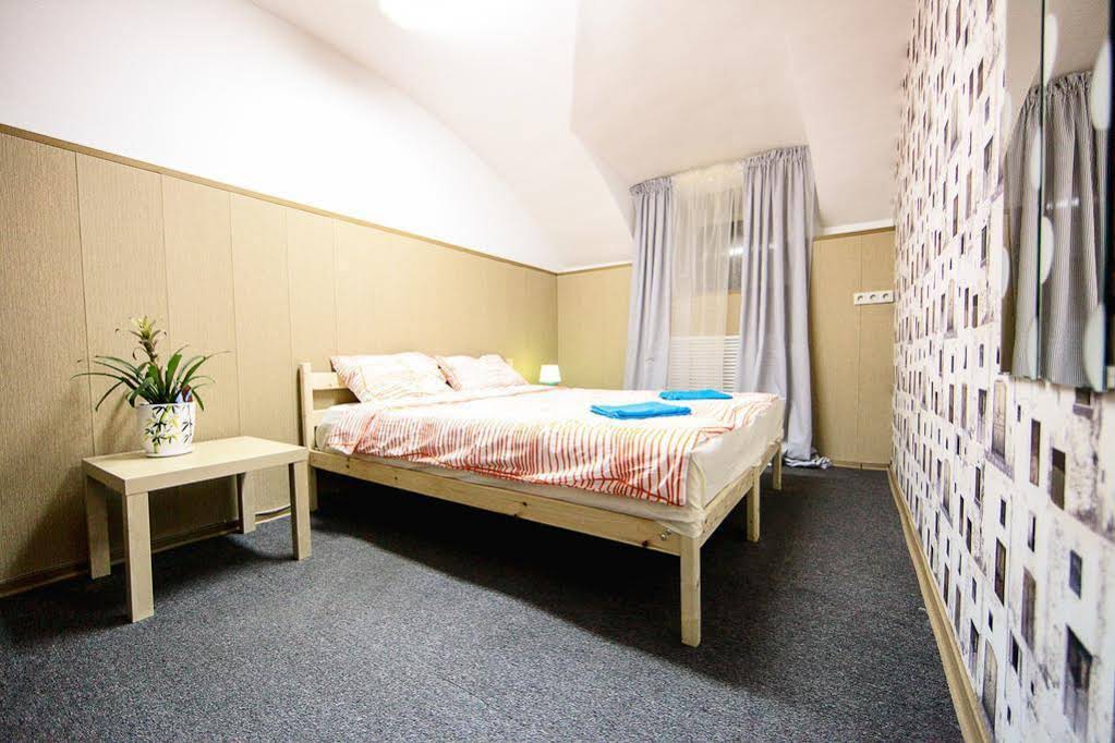 Abazhur Hostel