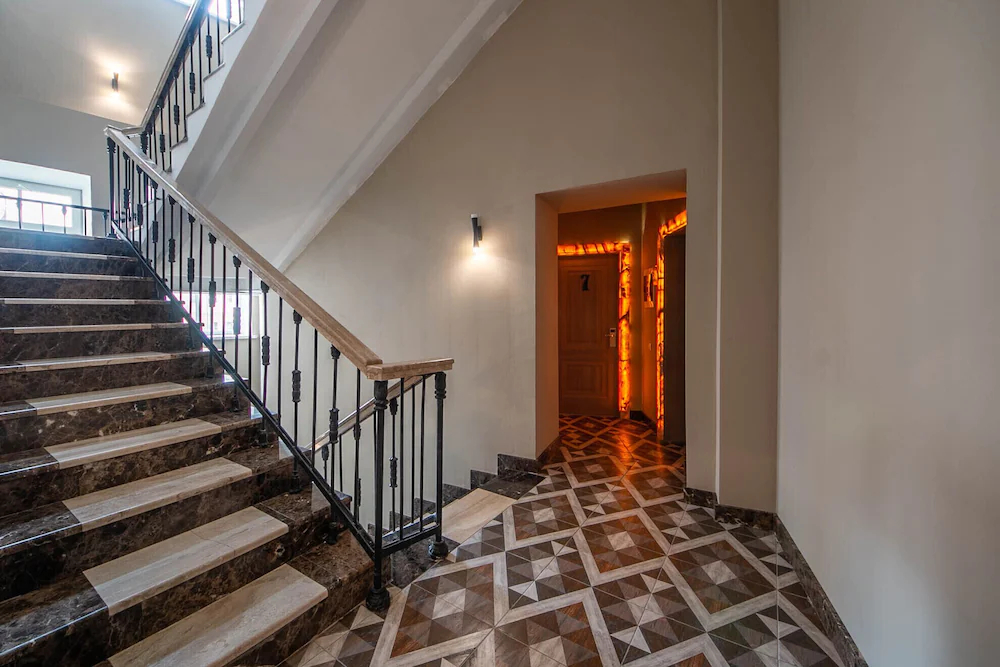 Agent Flat Apartment