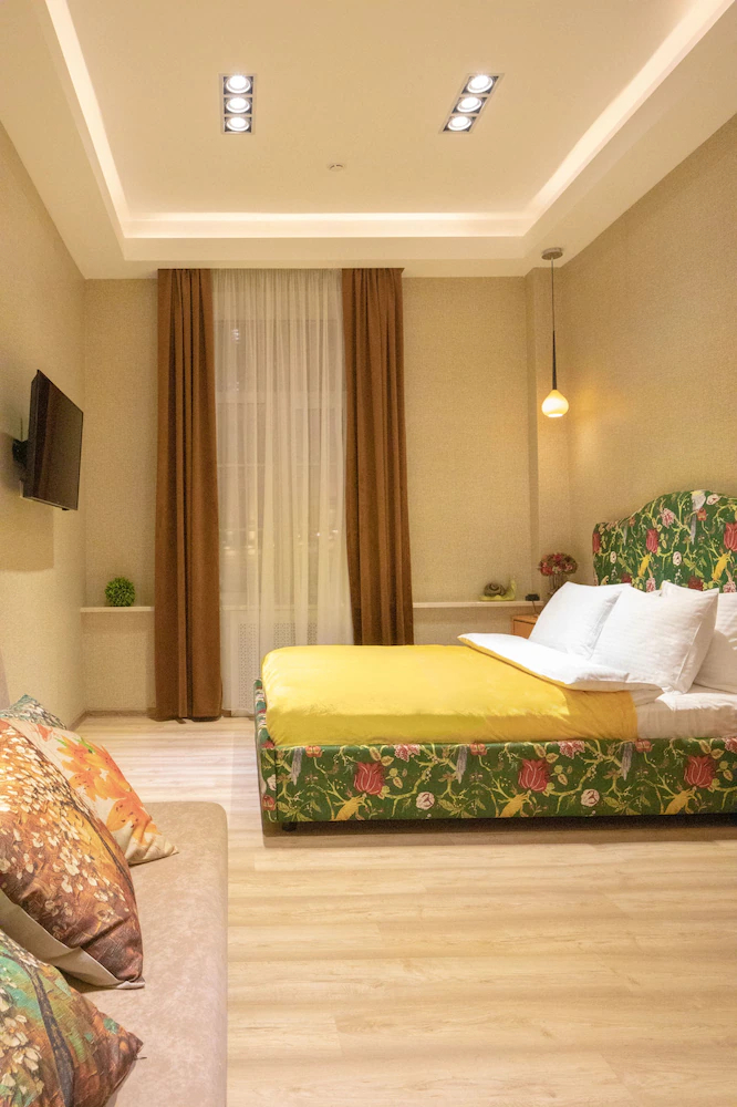 Agent Flat Apartment