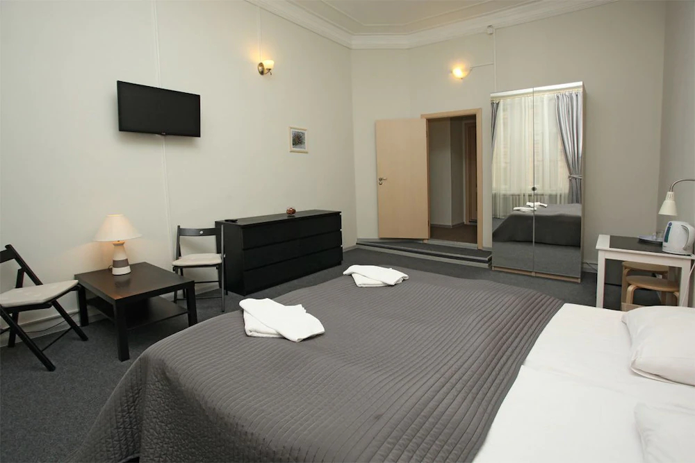 Aleksandr Hotel