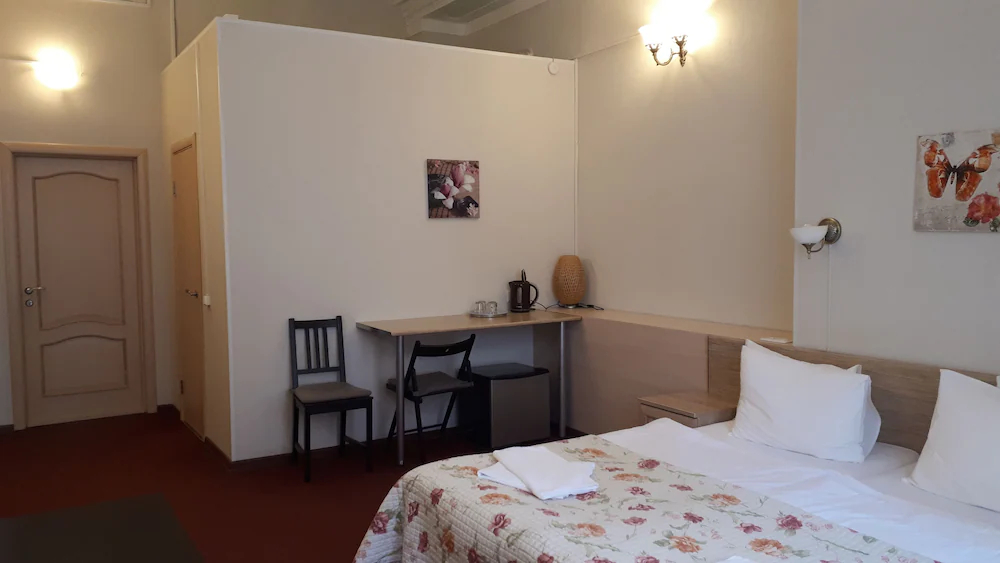 Aleksandr Hotel