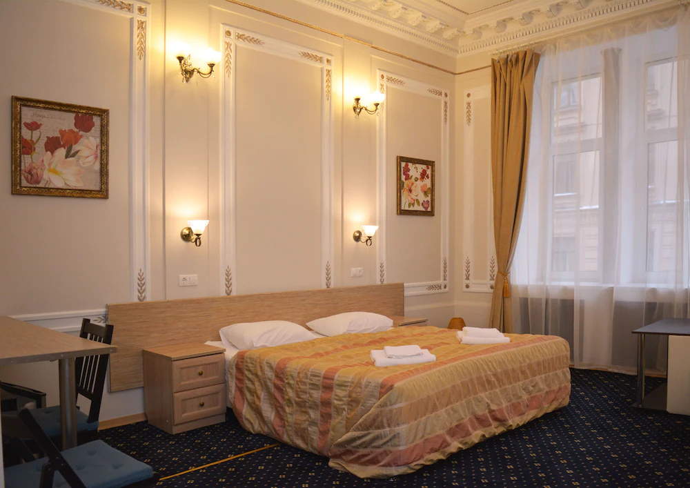 Aleksandr Hotel