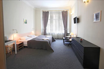 Aleksandr Hotel