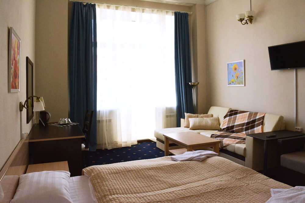 Aleksandr Hotel