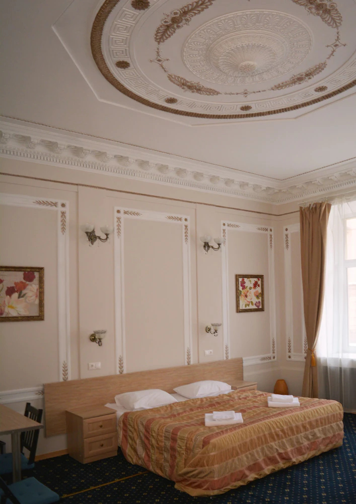 Aleksandr Hotel