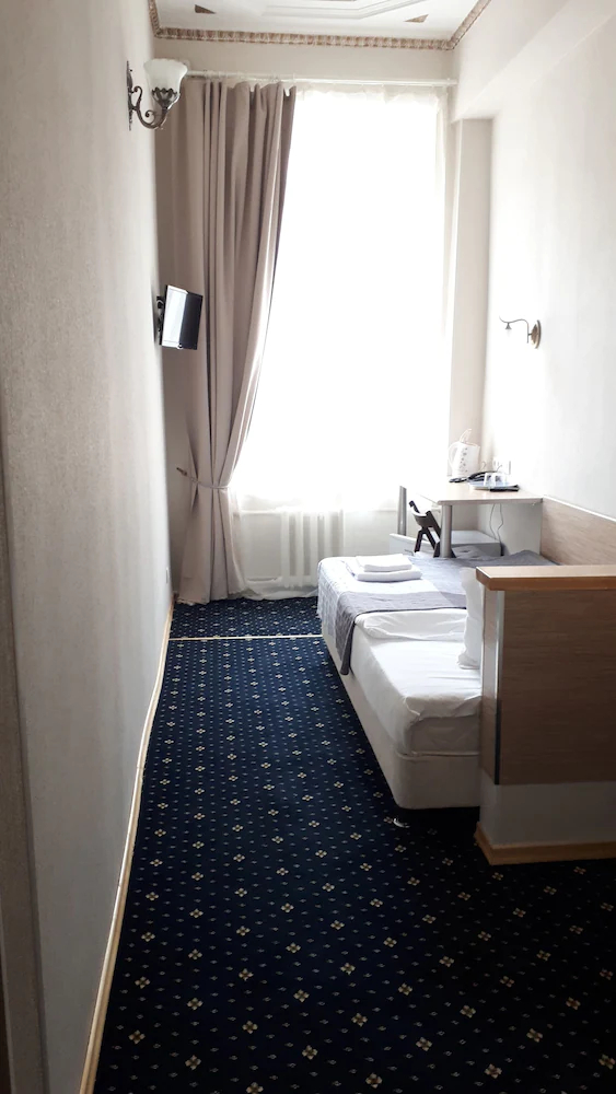 Aleksandr Hotel