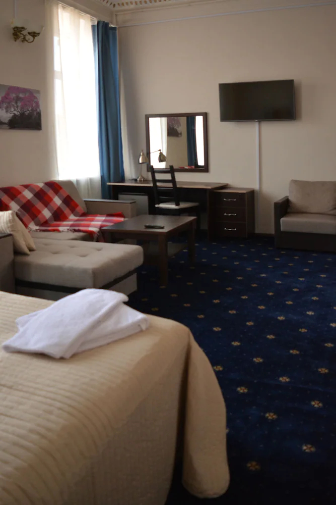 Aleksandr Hotel