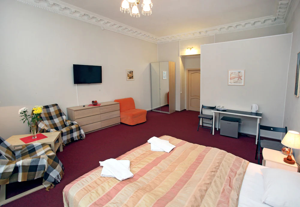 Aleksandr Hotel