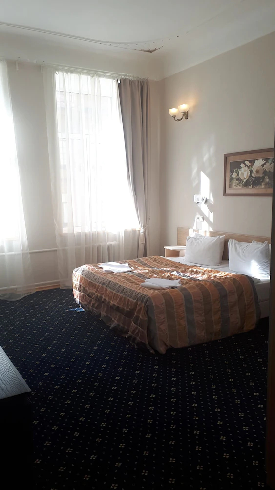 Aleksandr Hotel